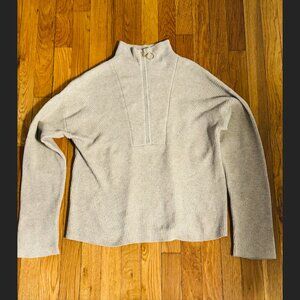 Von Maur Cream Pullover